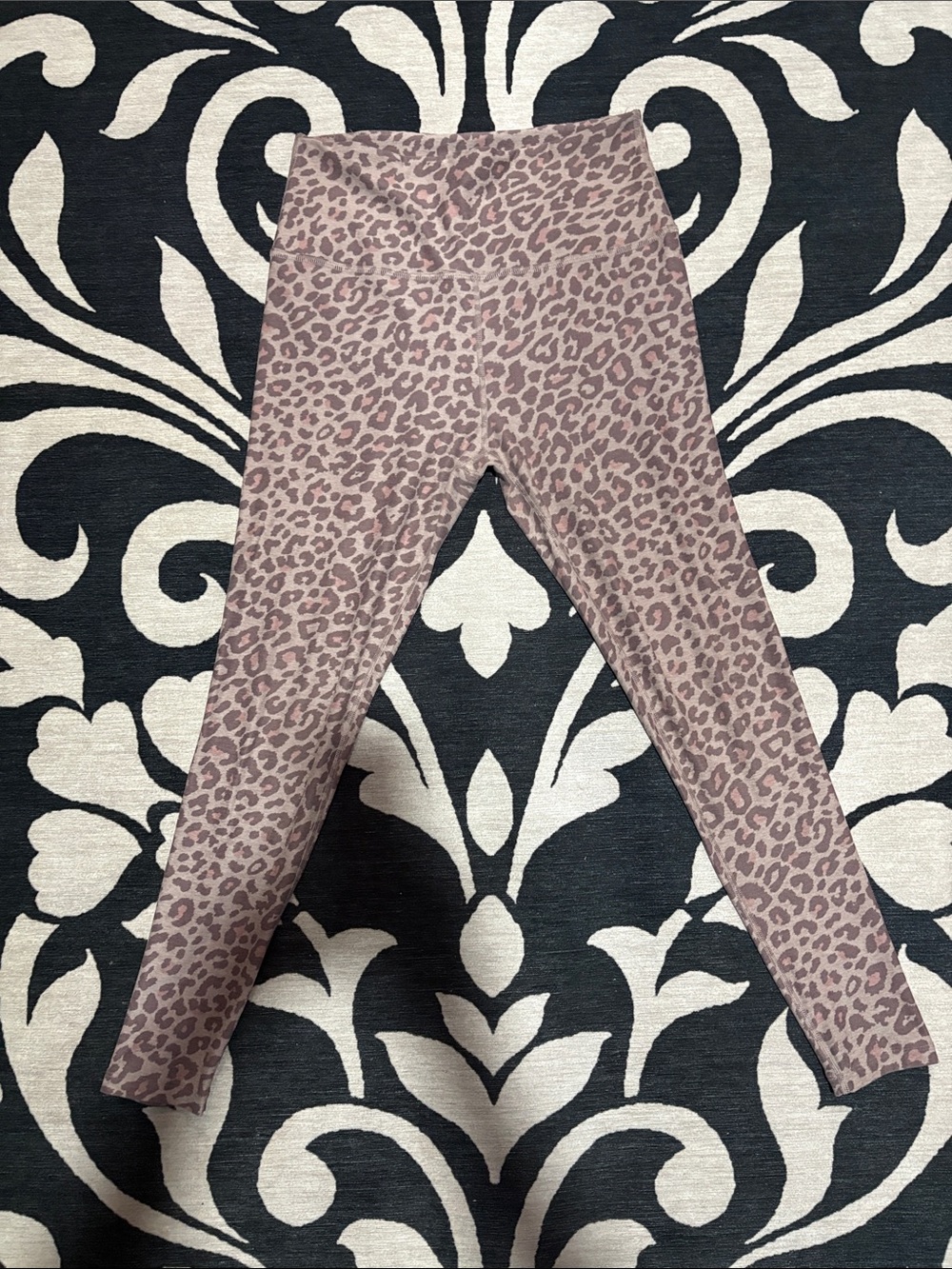 Beyond Yoga Mauve Leopard Print High-Rise Leggings